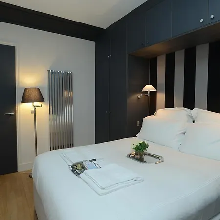 Tour Eiffel Apartment Paris